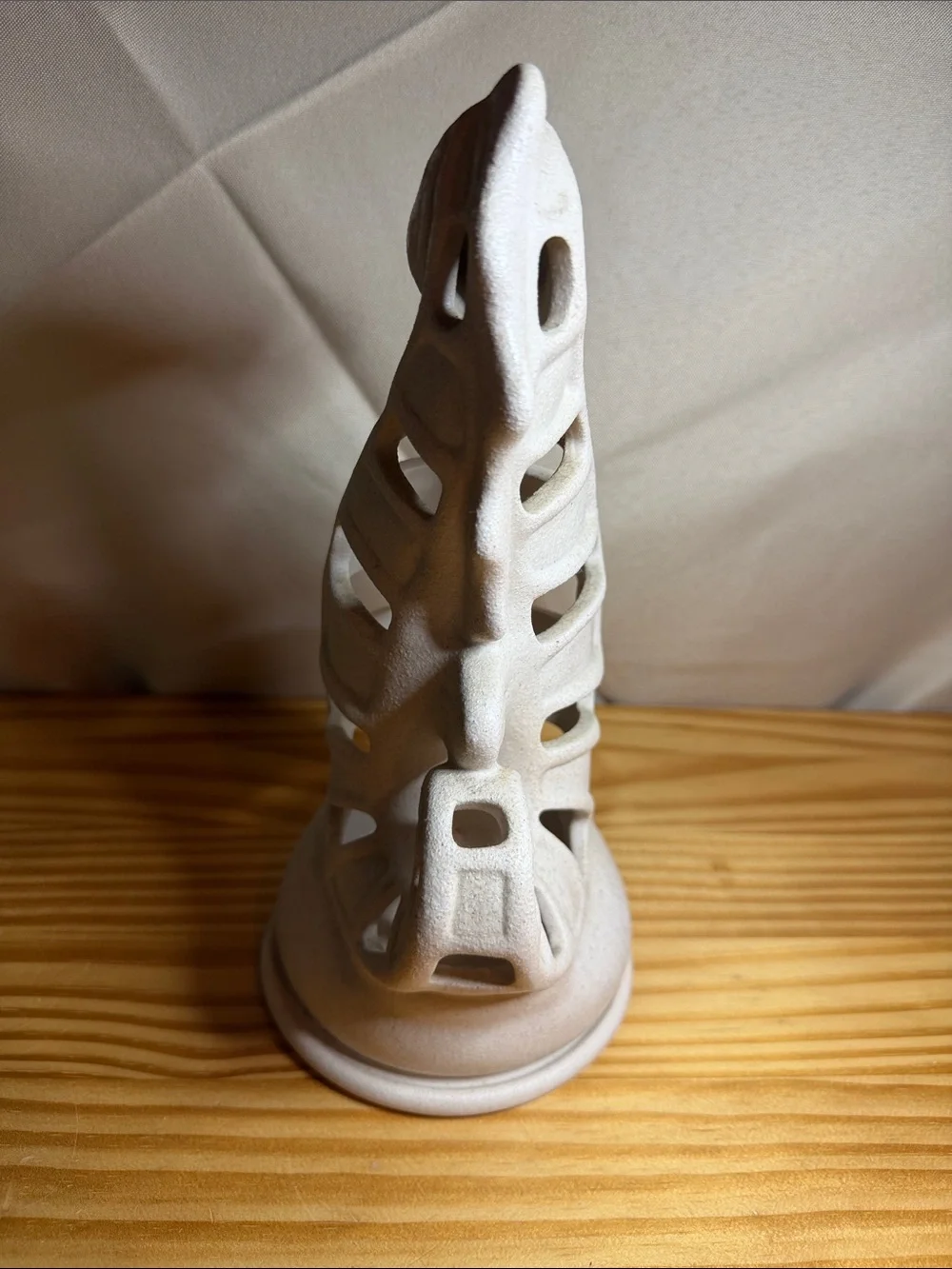 PartyLite Ceramic Seahorse Tealight Holder P8001 NIB Retired Coastal